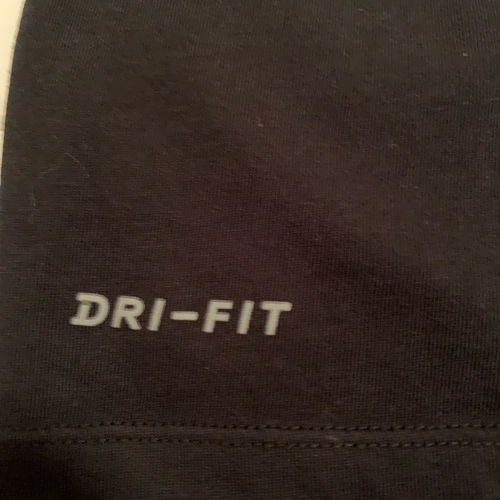 Jordan Dri-Fit Tee - Picture 5 of 6